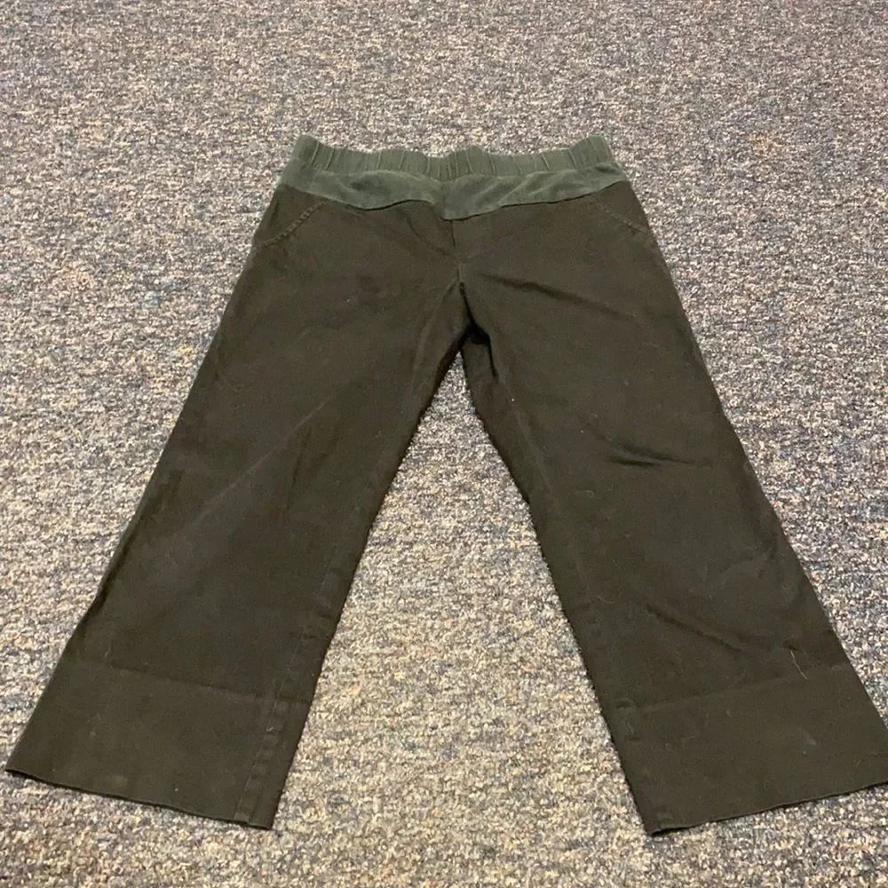 ME Black Maternity Capris sz. XS